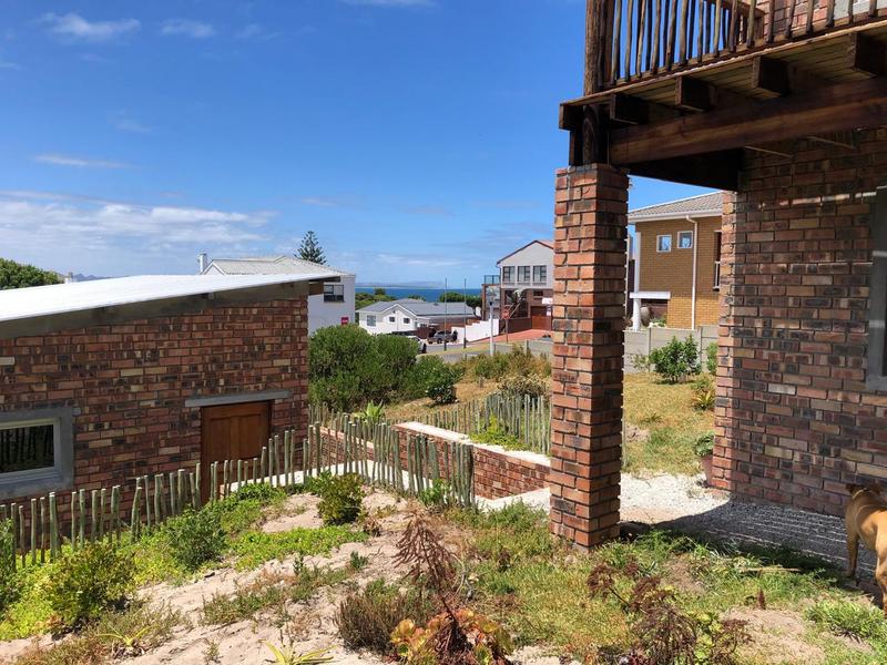 4 Bedroom Property for Sale in Kleinbaai Western Cape